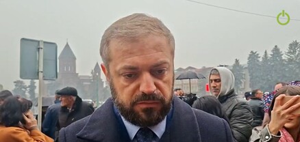Դուք ընդդիմադիր քաղաքական գործիչ եք. Գևորգ Պապոյանը չպատասխանեց Oragir.News-ի լրագրողի հարցին