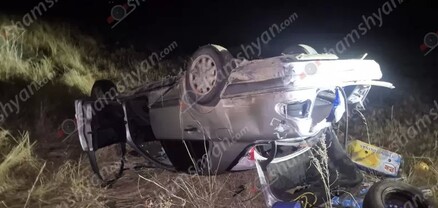 Գեղարքունիքի մարզում Mercedes-ը գլխիվայր հայտնվել է ձորակում․ կան վիրավորներ․ shamshyan.com