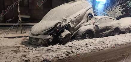 Երևանում Range Rover-ը բախվել է կայանված Opel-ին և Toyota-ին․ վերջինը մասամբ հայտնվել է Tesla-ի վրա 