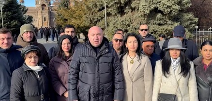 «Մայր Հայաստանը» Էջմիածնի Մայր տաճարում մասնակցում է իրական պատարագի. Անդրանիկ Թևանյան