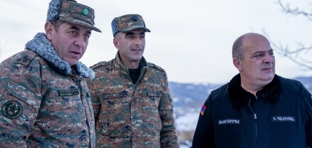 Տավուշի մարզպետն այցելել է մարտական հենակետեր