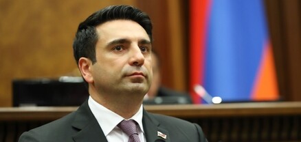 ԱԺ նախագահ Ալեն Սիմոնյանը դասային աստիճան է շնորհել