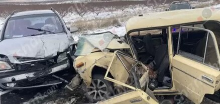 Երասխում բախվել են Opel-ն ու «ՎԱԶ 2106»-ը. վիրավորները ծնողներն ու նրանց 2 երեխաներն են