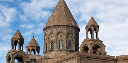 Մայր Աթոռը խստորեն դատապարտում է անհիմն մեղադրանքներով Արշակ արքեպիսկոպոս Խաչատրյանի կալանավորումը