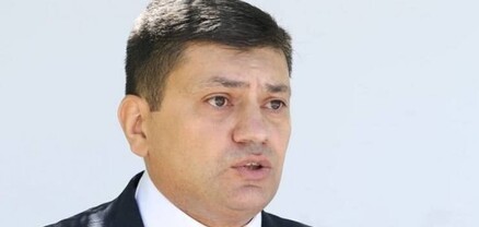 Այս պահին խուզարկում են «Հայրենիք» կուսակցության գլխավոր քարտուղար Խաչիկ Գալստյանի բնակարանը