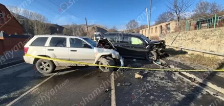 Ավտովթար՝ Լոռու մարզում․ բախվել են «Toyota Land Cruiser»-ը և «Jeep»-ը․ կան վիրավորներ