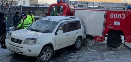 Երևանում Nissan-ը բախվել է մեկ այլ վթարի համար դեպքի վայր ժամանած հրշեջ-ավտոմեքենային. shamshyan.com