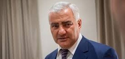 Սամվել Կարապետյանին թույլ չեն տվել մեռելոցին այցելել հոր գերեզմшնին