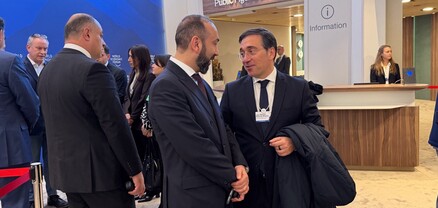 Արարատ Միրզոյանը շփումներ է ունեցել Ղազախստանի, Իսպանիայի, Նորվեգիայի ԱԳ նախարարների հետ