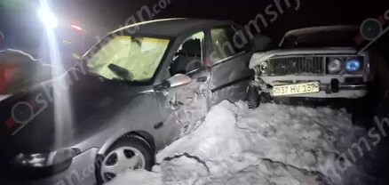 Երևան-Սևան ավտոճանապարհին բախվել են Opel-ը և «ՎԱԶ 2106»-ը․ կա վիրավոր
