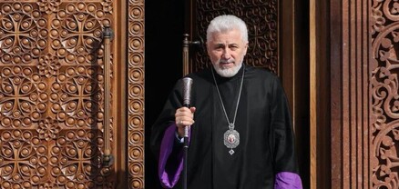 «Կեղծ է». Եզրաս արքեպիսկոպոս Ներսիսյանը՝ ԱԱԾ հրապարակած փաստաթղթի մասին