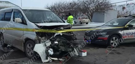Երևան-Երասխ ավտոճանապարհին  բախվել են Toyota-ն և Opel-ը․ կա 4 վիրավոր․ shamshyan.com
