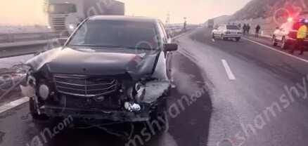 Ավտովթարներ՝ Արագածոտնի մարզում․ Երևան-Գյումրի ավտոճանապարհի նույն հատվածում մեքենաներ են բախվել