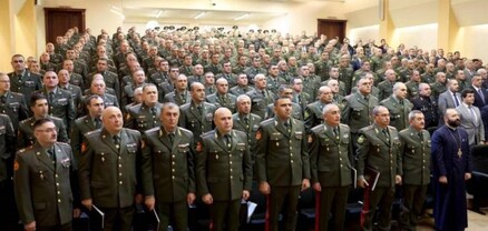 Նախընտրական քայլեր՝ բանակում․ Հրապարակ