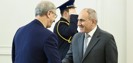 Ինչ է նվիրել ռուս գործարարը Նիկոլ Փաշինյանին. Ժողովուրդ