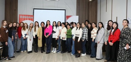 ՄԻՊ-ը ԼՂ-ից բռնի տեղահանված կանանց ներկայացրել է խախտված իրավունքները պաշտպանելու մեխանիզմները