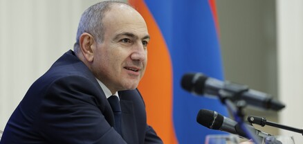 Փաշինյանը Վարշավայում հանդիպել է Լեհաստանի հայ համայնքի ներկայացուցիչների հետ