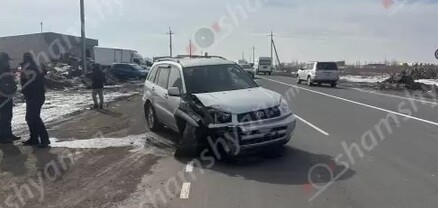 Երևան-Վանաձոր ավտոճանապարհին բախվել են «Toyota Rav 4»-ը և «Opel Zafira»-ն․ կան վիրավորներ