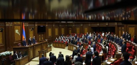 Խոր ընկճախտի մեջ են․ Հրապարակ