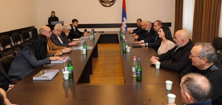 ԱՀ նախագահի պաշտոնակատարը շվեցարական պատվիրակության հետ քննարկել է արցախցիների վերադարձի հարցը