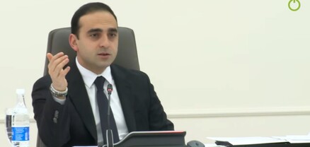 3-4 օր առաջ եմ ասել, նոր հիշեցի՞ք, որ դա պիտի այսօր արվի. Ավինյանին դուր չեկավ փոսալցումների մասին զեկույցը