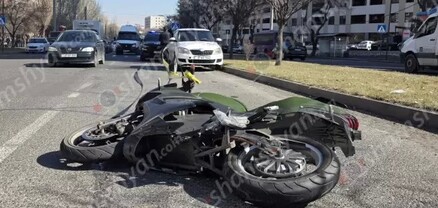 Երևանում բախվել են Skoda-ն ու մոտոցիկլը. վերջինը կողաշրջվել է, մոտոցիկլավարը՝ հոսպիտալացվել