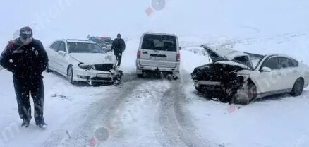 Ավտովթար՝ Սյունիքի մարզում․ բախվել են «Mercedes»-ը և «Nissan Teana»-ն․ կան վիրավորներ