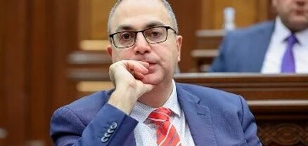 Սկզբում ՍԴ անդամ, հետո՝ նախագահ. Հրապարակ
