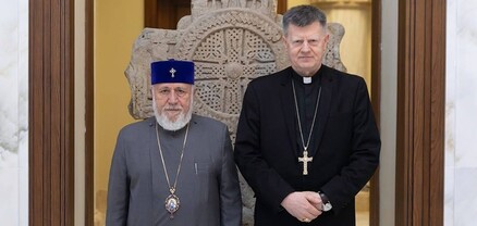 Ամենայն Հայոց կաթողիկոսն ընդունել է Սուրբ Աթոռի առաքելական նվիրակին