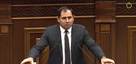 Մարդը 21-22 տարեկանում արդեն ունենում է սեփական բնակարան, բարձր աշխատավարձ. Սուրեն Պապիկյան 
