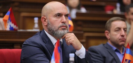 Պետբյուջեն լցնելու մասին խոսում է մի սոված ոհմակ, որի օրոք 8 մլրդ դոլարով ավելացել է երկրի արտաքին պարտքը. Աշոտյան