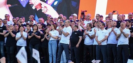 Ռոբերտ Քոչարյանի թիմը մեծ միջոցառում է նախապատրաստում. Հրապարակ