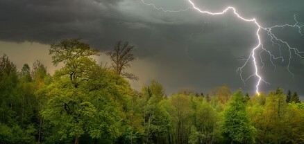 Կորոտան գարնան առաջին ամպրոպները