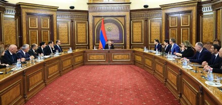 Փաշինյանի գլխավորությամբ քննարկվել են համայնքային ծառայությունների մատուցման արդյունավետության քայլերը