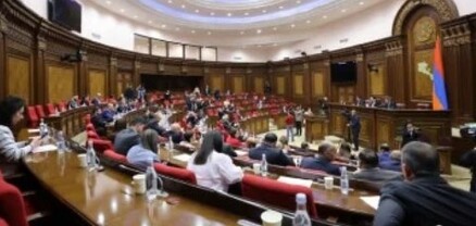 Ինչպես են մի գիշերում «անկախ» դառնում. Փաստ