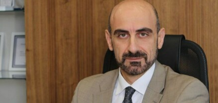 Որոշել է երեքին «փուռը տալ»․ Հրապարակ