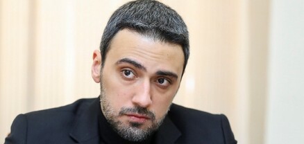 Իրական ժողովրդավարությունում պաշտոնատար անձը «գոռալով, մատ բարձրացնելով» չի կարող խոսել ոչ ոքի հետ