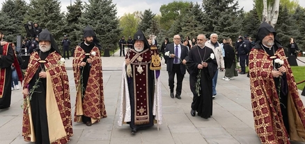 Ցեղասպանության թանգարան-ինստիտուտը հեռացրել է կաթողիկոսի այցի մասին տեղեկությունը