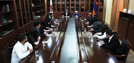 Սերժ Սարգսյանը ՀՀԿ երիտասարդական կազմակերպության խորհրդի անդամների հետ քննարկել է երկրի քաղաքական գործընթացները