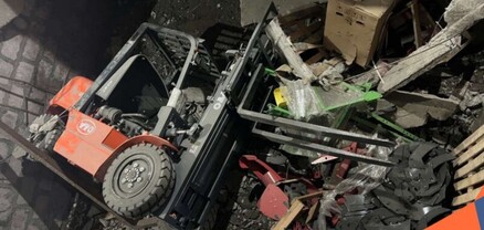 Փլուզում՝ տրակտորների խանութ-սրահում. տրակտորն ընկել է նկուղ․ 2 քաղաքացի է տուժել