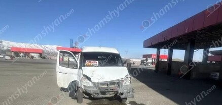 Բախվել են Երևան-Դիլիջան-Իջևան երթուղին սպասարկող «ГАЗель»-ը և «Москвич»-ը․ կան վիրավորներ
