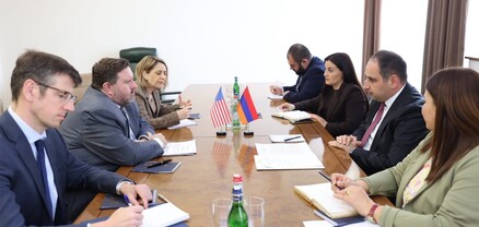 Դավիթ Խուդաթյանն ընդունել է ԱՄՆ գործերի ժամանակավոր հավատարմատարին