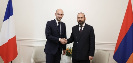 Միրզոյանն ու Բարոն քննարկել են տարածաշրջանային և միջազգային զարգացումները