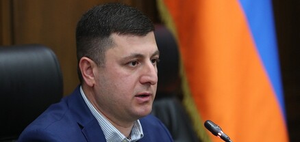Սրա-նրա ձեռքի գործիք եք դարձել՝ ՀՀ շահը զոհաբերելով այլոց առաջնահերթություններին. Աբրահամյան