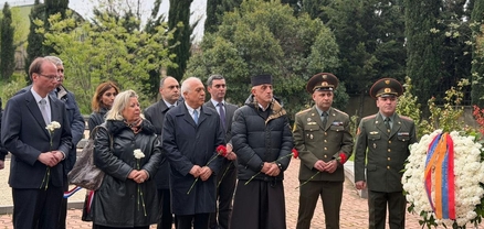 Անմեղ զոհերի ոգեկոչման արարողություն Թբիլիսիի Խոջիվանքի պանթեոնում