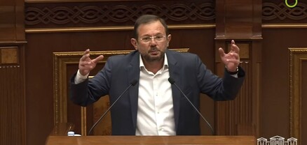 Դա նույնն է, որ վազքի մրցույթում վերջին պահին ժյուրին ասի՝ ճաղատները չեն կարող վազել. Գեղամ Մանուկյան