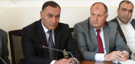 Արթիկի համայնքապետի ընկերը պետական աշխատողներին հրահանգում է ՔՊ-ի համար ձայներ բերել