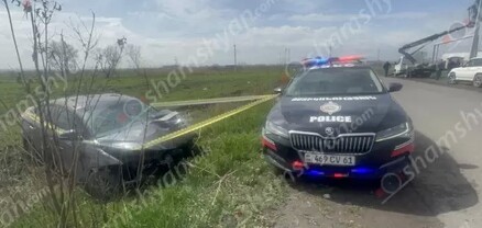 Արարատի մարզում Hyundai Elantra-ն տապալել է բետոնե էլեկտրասյունը և հայտնվել դաշտում. կա վիրավոր
