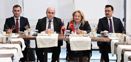 Ողջունում եմ Գյումրի-Կարս երկաթուղու շահագործման հանձնման ՀՀ-Թուրքիա նիստը. Գրոնո