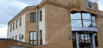 Ծեծկռտուք Չարենցավանի դատարանում՝ ամբաստանյալի ու տուժող կողմի հարազատների միջև. մի քանի կարգադրիչներ վնասվածքներ են ստացել